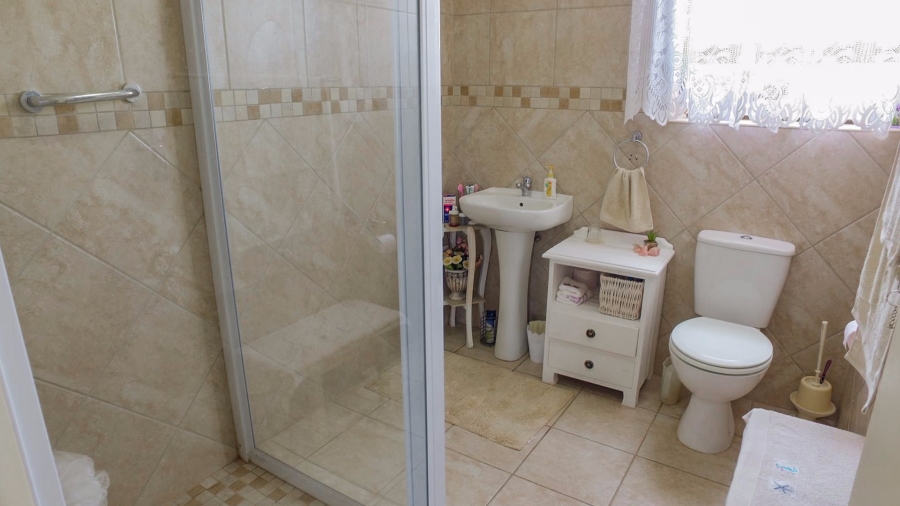 1 Bedroom Property for Sale in C Place Eastern Cape